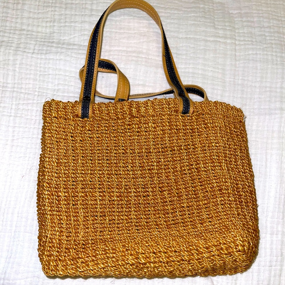 Q & A American flag straw small tote bag - Picture 4 of 8